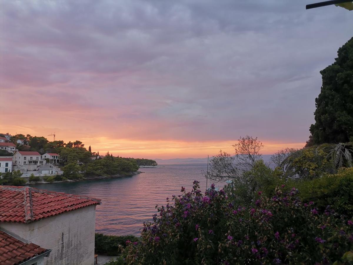 Apartmán Sunset By The Sea Splitska Exteriér fotografie